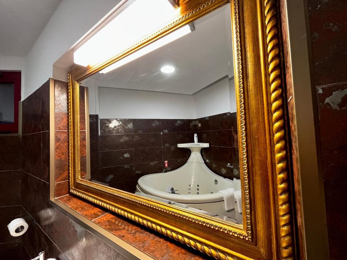 Riviera Unirii Residence ブカレスト エクステリア 写真