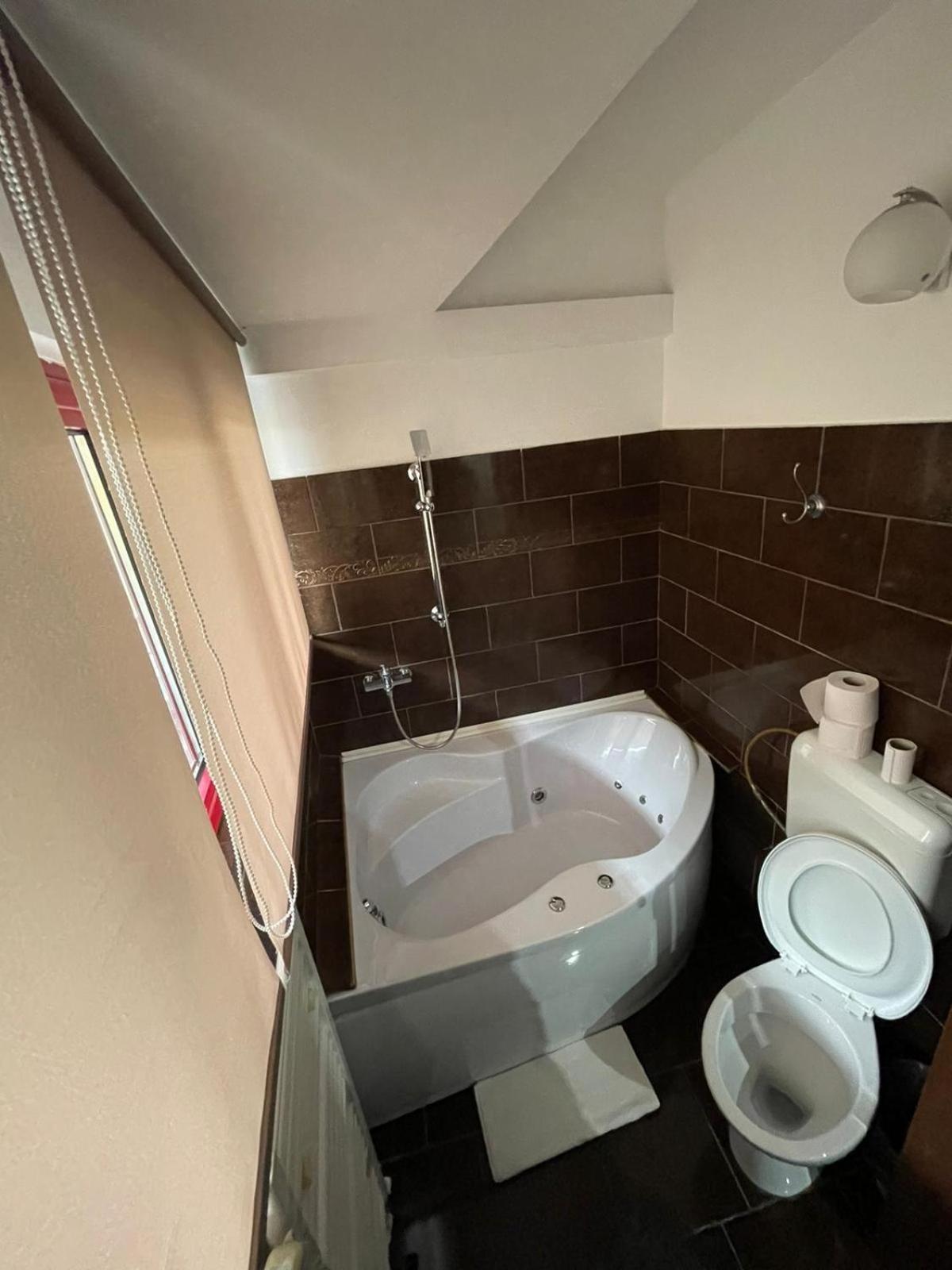 Riviera Unirii Residence ブカレスト エクステリア 写真