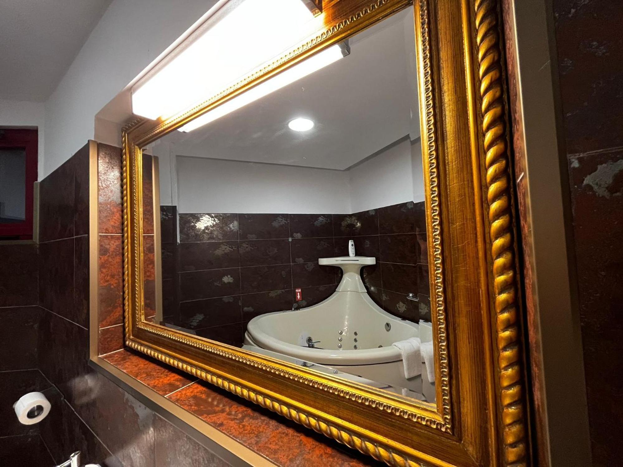 Riviera Unirii Residence ブカレスト エクステリア 写真